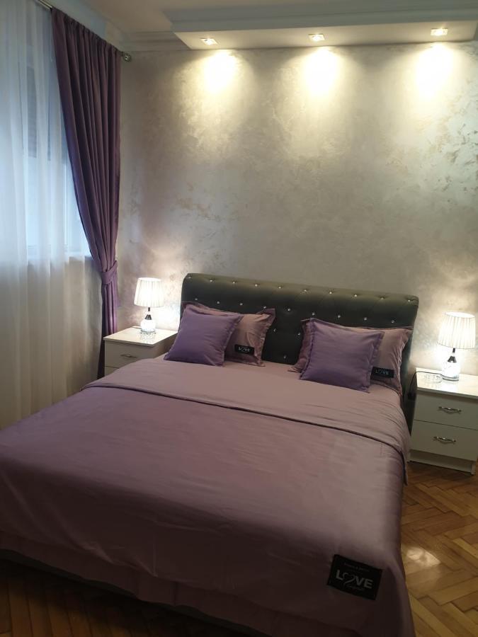 Appartamento Elena Lux Belgrado Esterno foto