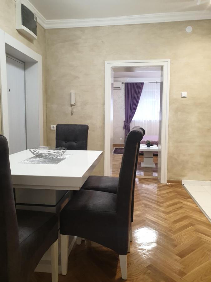 Appartamento Elena Lux Belgrado Esterno foto